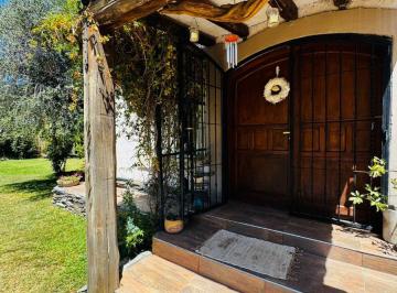 Casa de 6 ambientes, Maipú · Joya en Coquimbito | Callejón Privado Sin Expensas | Pileta y Seguridad