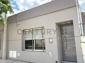Departamento · 48m² · 2 Ambientes · Departamento 1 Dormitorio Excelente Estado Venado Tuerto