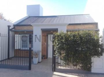 Casa · 159m² · 4 Ambientes · 1 Cochera · Casa en Venta en Rafaela, Barrio Pizzurno