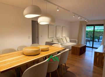 Departamento · 240m² · 5 Ambientes · 2 Cocheras · Departamento en Venta en Casonas del Cerro – 3 Dorm. en Planta Baja con Jardín Propio