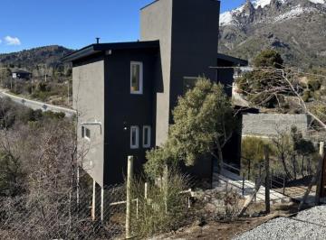 Casa · 73m² · 3 Ambientes · Casa en Venta en Lomas del Cauquen