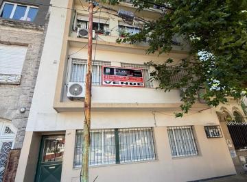 Departamento · 60m² · 3 Ambientes · Depto 3 Ambientes, 2° Piso por Escalera, 61 m², Muy Buen Estado y Excelente Ubicación – Lomas Oeste