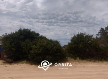 Terreno · 970m² · Lote en Venta en Costa Esmeralda, Barrio Ecuestre