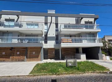 Departamento · 52m² · 2 Ambientes · 1 Cochera · Venta Departamento 2 Ambientes Planta Baja C/ Cochera Lomas