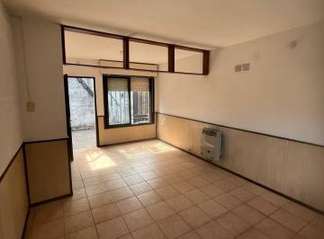 Departamento · 57m² · 3 Ambientes · Departamento Pasillo en Venta