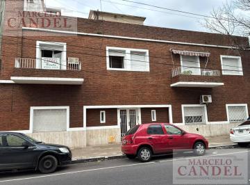 Departamento · 91m² · 3 Ambientes · Departamento Apto Profesional Frente Al Municipio en Lomas de Zamora Oeste
