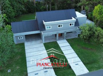 Casa · 1500m² · 5 Ambientes · 6 Cocheras · Casa en Venta 5 Ambientes en San Diego
