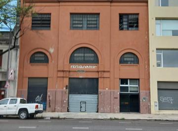Terreno · 2230m² · Ing. Huergo - Av Brasil: Edificio en Block - Oficinas y Depositos. Salida a 2 Calles