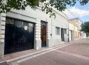 Casa de 16 ambientes, Córdoba · Dueño Vende Casa con Cochera + Quincho + Dpto Externo E Indepente. Cerca Centro