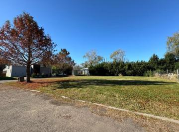 Terreno · 600m² · Adg. Lote en Barrio Brujas, Pilar