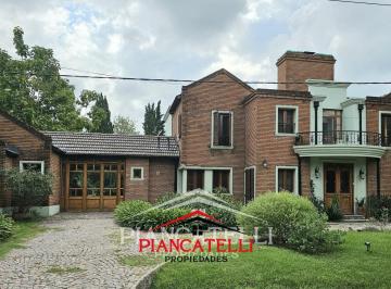Casa · 2000m² · 6 Ambientes · 4 Cocheras · Venta de Casa 6 Ambientes en Country San Diego Moreno