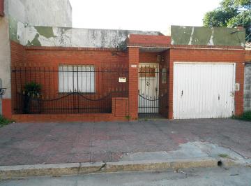 Casa · 65m² · 3 Ambientes · 1 Cochera · Venta de Dos Casas 3 Amb. Cada Una en San Justo - Buen Estado