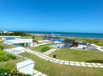 Foto1 · Exclusivo y Lujoso Apartamento en Venta en Complejo Frente Al Mar.