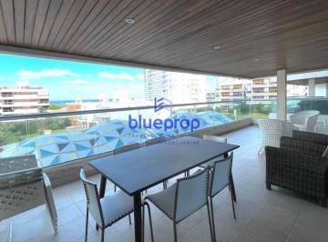 Foto1 · Apartamento en Venta en Torre de Categoría a Una Cuadra del Mar en Playa Brava.