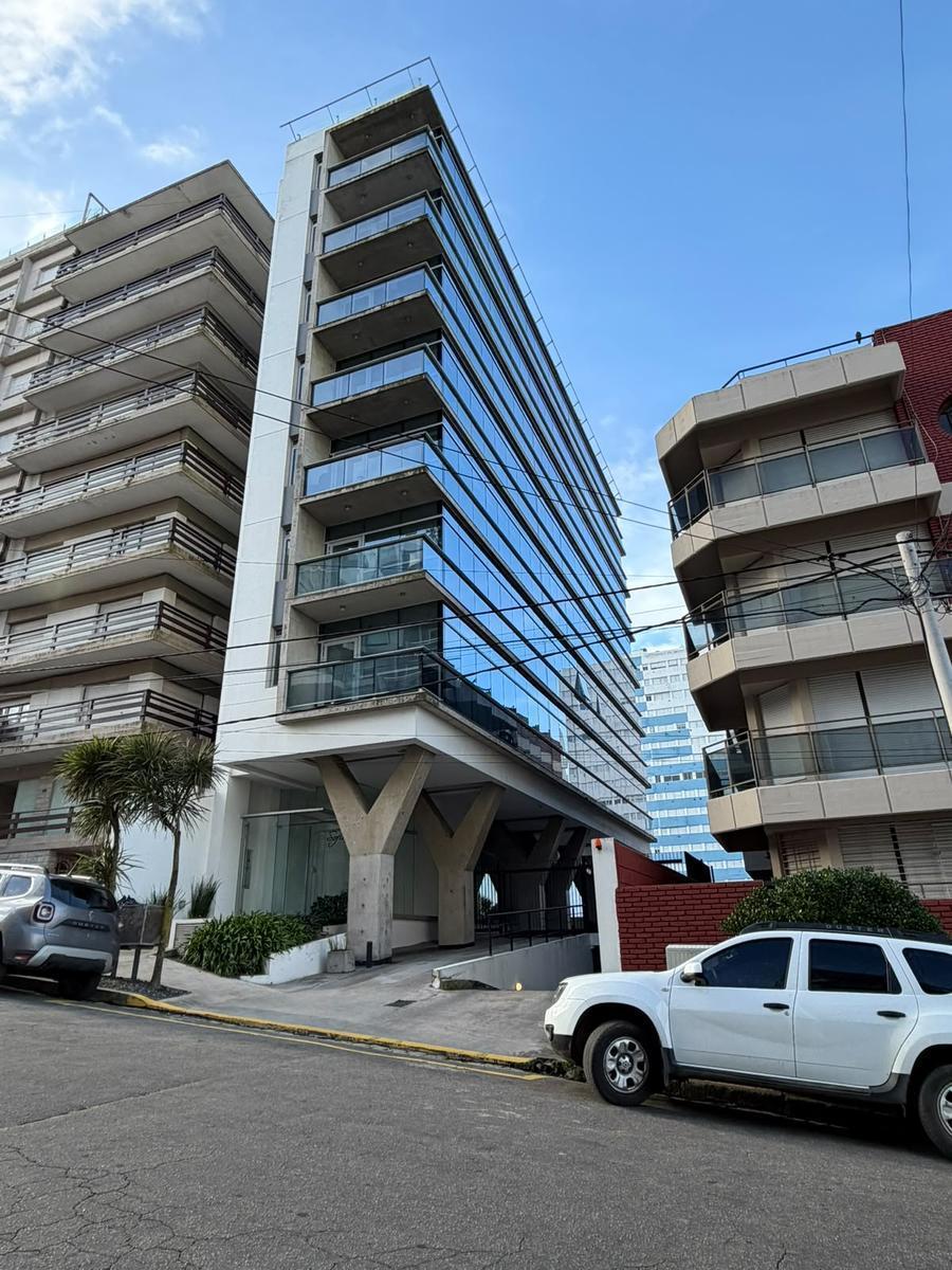 Departamento 3 ambientes + cochera en Playa Chica – Sofía iii