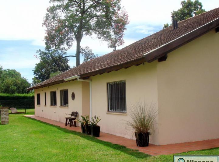 Casa · 119m² · 4 Ambientes · 1 Cochera