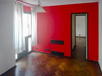 Departamento · 39m² · 2 Ambientes · Departamento de 1 Dormitorio de Oportunidad en Pleno Centro