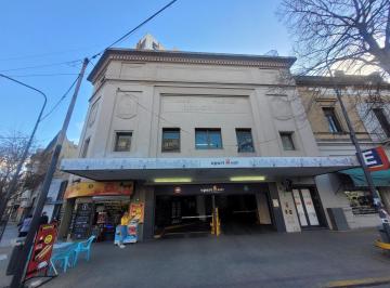Local comercial · 2688m² · 109 Cocheras · Edificio de Cocheras con Local Comercial