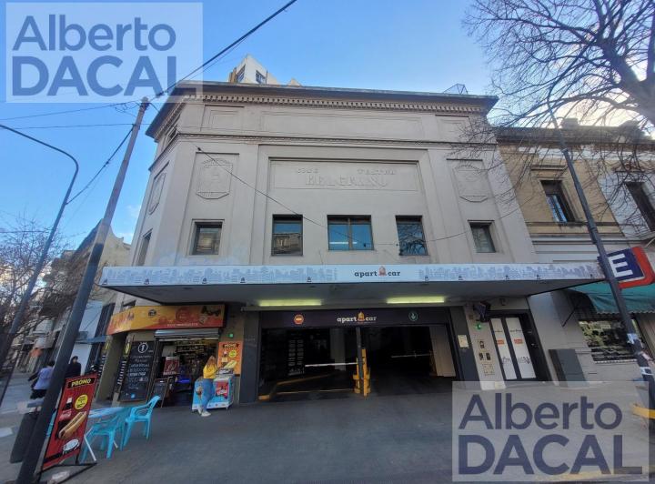 Local comercial · 2688m² · 109 Cocheras
