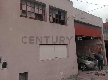 Bodega-Galpón · 220m² · Galpón en Venta Lanús Oeste de 8,66 m² por 25 m²