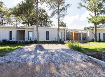 Casa · 1000m² · 5 Ambientes · Casa en Barrio Cerrado Don Miguel