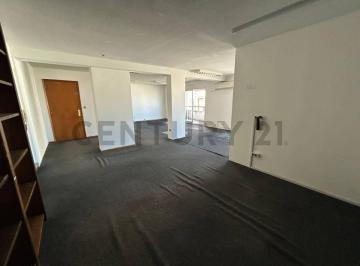 Oficina comercial · 66m² · 3 Ambientes · 1 Cochera · Alquiler Ciudad Vieja Oficinas con Cochera y Balcones