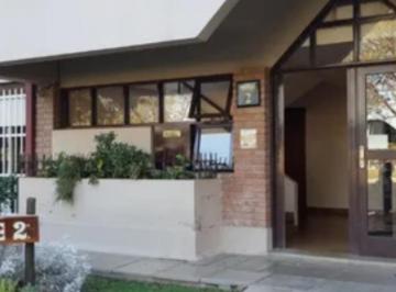 Departamento de 4 ambientes, Córdoba · Depto 3 Dorm C/cochera. Bº Altos del Chateau. Venta.