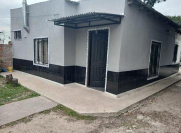 Casa de 4 ambientes, Almirante Brown · Casa en Venta o Permuta