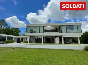 Casa · 786m² · 10 Ambientes · 3 Cocheras · Casa en Venta o Alquiler en Altos de Pilar Sobre Lote de 3100 m²
