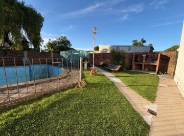 Departamento · 30m² · 2 Ambientes · 2 Amb en Venta con Patio con Pileta Compartida - en Caisamar
