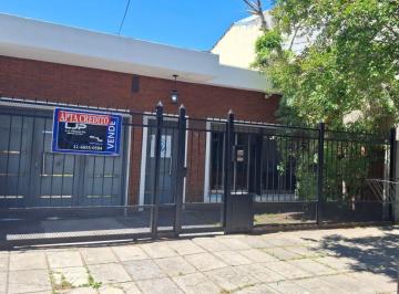 Casa de 3 ambientes, Ituzaingó · Casa en Venta 3 Ambientes en Ituzaingó Centro Apta Credito
