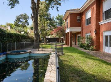 Casa · 290m² · 7 Ambientes · 3 Cocheras · Casa en Venta en Acassuso, San Isidro, G. B. a. Zona Norte