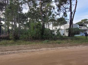 Terreno , Pinamar · Lote Unifamiliar Boulevard Alamos