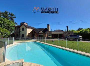 Casa de 6 ambientes, General Rodríguez · Casa en Venta en Country Las Lajas