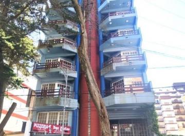 Departamento · 65m² · 4 Ambientes · Departamento de 4 Ambientes en Pleno Centro de Chiozza!.