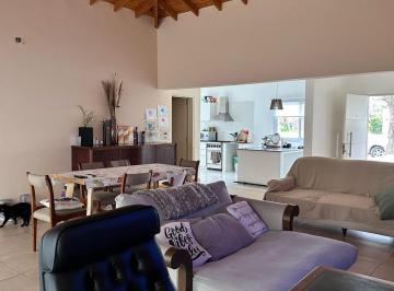 Casa · 140m² · 4 Ambientes · 4 Cocheras · Casa en en Venta - Barrio Álamo Alto - 4 Amb - Apto Credito - Ingeniero Maschwitz - Escobar.
