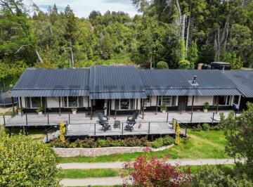 Casa · 248m² · 5 Ambientes · Venta Casa Villa La Angostura