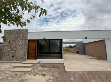 Casa de 5 ambientes, Los Corralitos · Venta de Casa Primera Calidad Barrio Privado Las Palmas, Los Corralitos