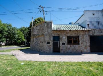PH · 120m² · 3 Dormitorios · 1 Cochera · PH Al Frente Apto Banco en Venta La Plata