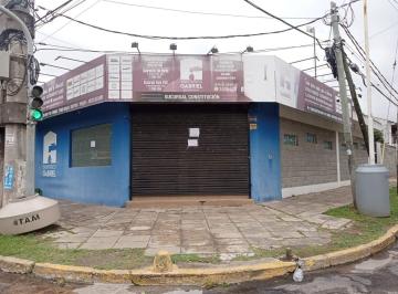 Local comercial · 175m² · 10 Cocheras · Venta Local en Esquina 300 m² - Merlo