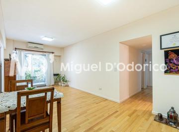 Departamento · 70m² · 3 Ambientes · Venta Departamento 3 Ambientes con Balcón Terraza en Caballito