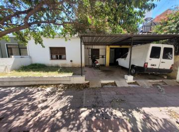 Foto · Casa de 3 Dorm. con Depto de 1 Dormitorio y Depto a Terminar en Residencial América