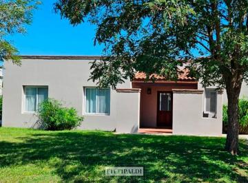 Casa · 140m² · 4 Ambientes · Casa en Venta en San Matias, Escobar, G. B. a. Zona Norte