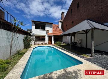 Casa · 178m² · 7 Ambientes · 1 Cochera · Casa Chalet en Venta en Victoria, San Fernando, G. B. a. Zona Norte