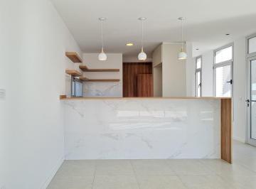Casa · 122m² · 4 Ambientes · 2 Cocheras · Casa en Pinares del Sur