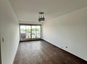 Departamento · 76m² · 3 Ambientes · 1 Cochera · Venta Departamento 2 Dorm. a Reciclar en Echesortu Rosario