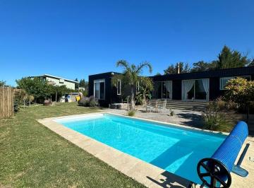 Casa · 3 Ambientes · 1 Cochera · Casa en Miramar Acres