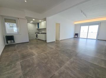 Departamento · 98m² · 2 Dormitorios · Departamento 3 Amb. - Reciclado - Plaza Mitre - La Rioja y Av Colon
