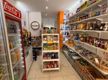 Local comercial · 83m² · Local Comercial en Venta, La Plata