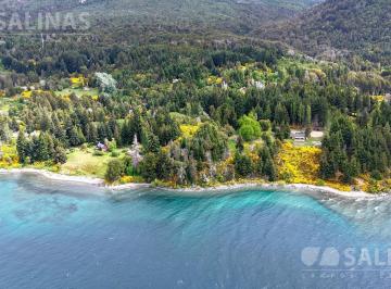 Terreno · 15145m² · Estupendo Terreno con Costa del Lago Traful